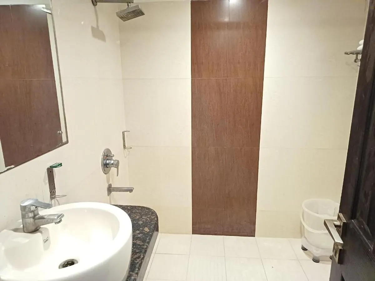 גורגאון Skylark Hotel By Gabrian Hotels